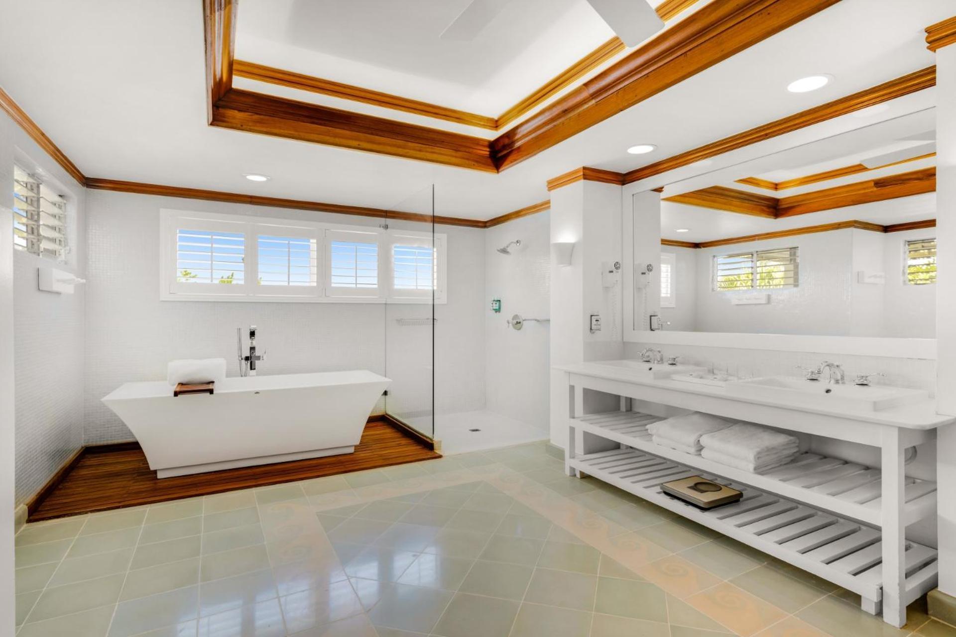 Suite with Sea View