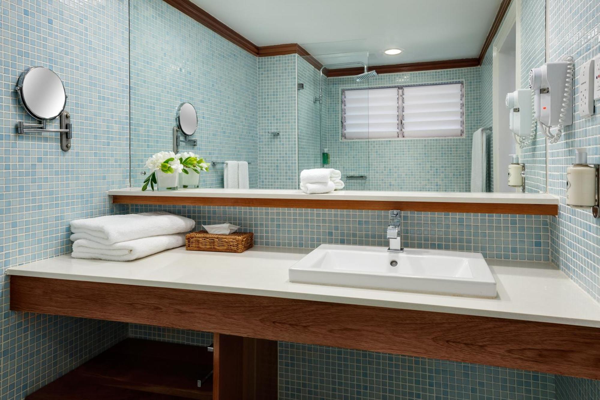 Suite with Garden View